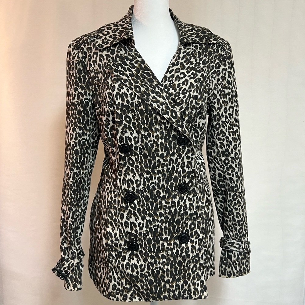 2B BEBE Leopard print jacket with belted waist